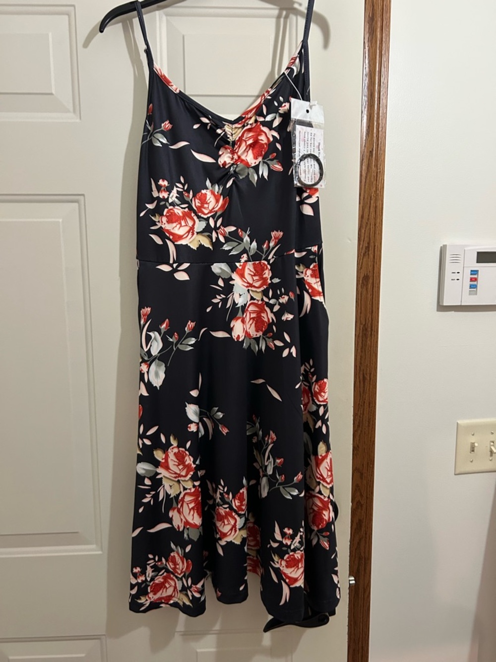 Floral Spaghetti-Strap Black Maxi Dress with pockets and Red Rose Print
